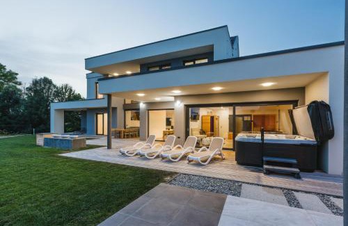 Brezice Villa | Relax at HIRUNDO: Villa with Saunas & Hot Tub, Rated 9.8