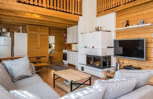 Saariselka House | Serene Lake View Retreat: Hirvasaho b 2 by Interhome