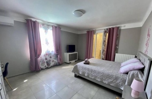 Bezouce House | Discover Relaxation at Histoire D'Ô - Les Piscines