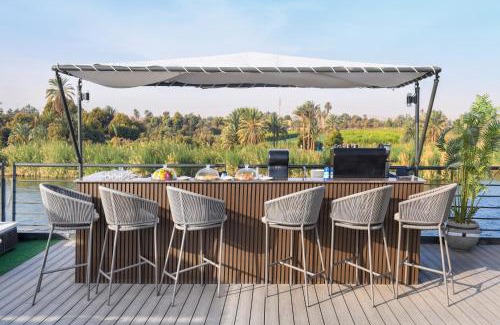 Nile River Luxor Boat Rental | Experience History on The Boutique Hotel Nile Cruise