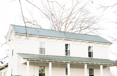 Casar House | Discover a Historic 1880 Farmhouse with Spa and Hot Tub