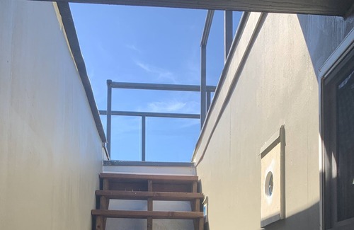 Fairhaven Apartment | Historic 3 Story Fairhaven Loft with Rooftop Patio
