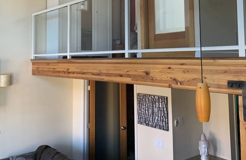 Fairhaven Apartment | Historic 3 Story Fairhaven Loft with Rooftop Patio