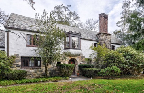 Stamford House | Historic Tudor Estate with Pool & Tennis Access, Rated 9.4