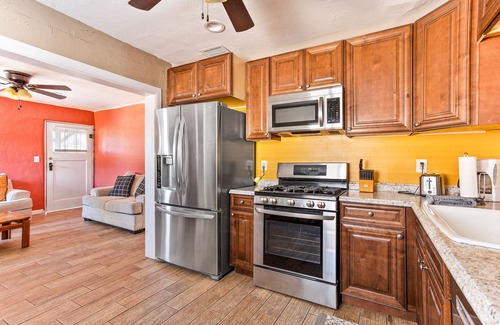 Peter Howell House | Inviting Adobe Home with Spa, Breakfast & Pet-Friendly Options