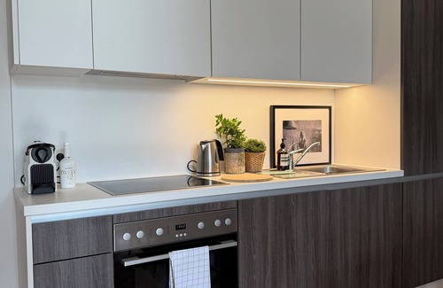Schwere-Reiter-Straße Apartment | Historic apartment with a modern twist in the heart of Munich Schwabing