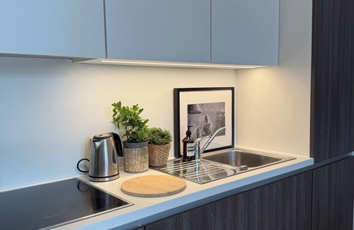 Schwere-Reiter-Straße Apartment | Historic apartment with a modern twist in the heart of Munich Schwabing