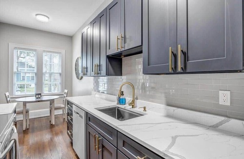 Riverside Apartment | Historic Apartment Near Avondale's Best Shopping Spots