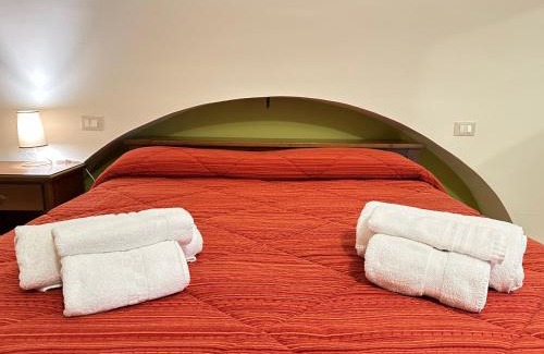Chiaramonte Gulfi Bed & Breakfast | Historic B&B Apartments in Catania - Pet & Child Friendly