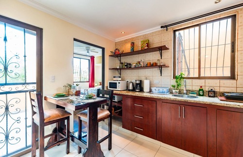 Amon Apartment | Charming Barrio Amon Apartment with Balcony in Downtown