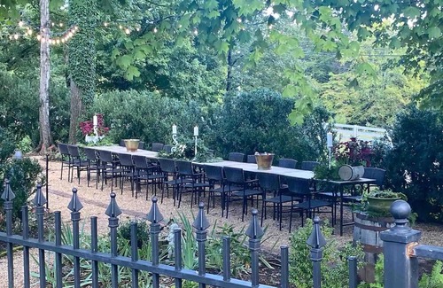 Mount Vernon Condo | Historic Boyd Harvey House: 4-Star Retreat with Pool & Spa