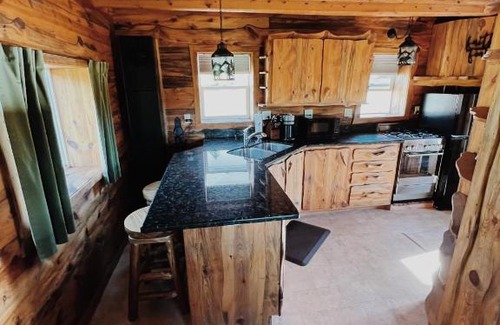 Divide House | Historic Cabin with Mountain Views & Family-Friendly Amenities
