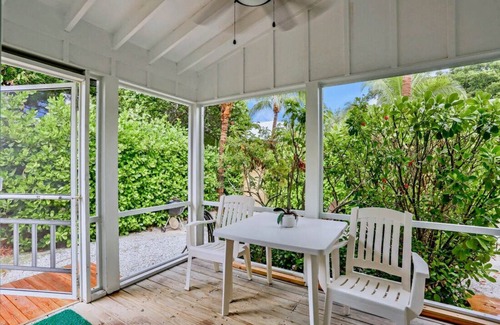 Captiva Cottage | Historic Captiva PO Cottage Suite Near Beach with Ocean Views