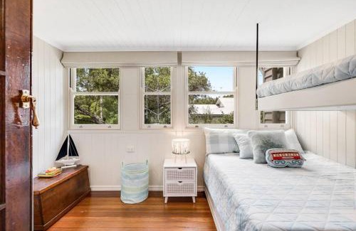 East Toowoomba House | Historic Elegance & Family-Friendly Comfort Await You