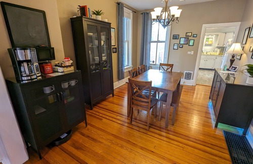 Harrisburg - Hershey House | Bright Smart Home with Relaxing Vibe and Family-Friendly Amenities
