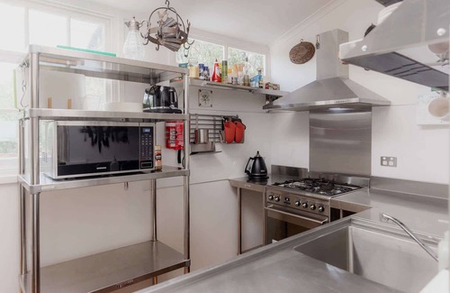 Battery Point House | Historic 'Connage' in the centre of Battery Point
