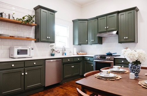Downtown Little Rock House | Historic Cumberland Magnolia: Steps to Dining and Shopping