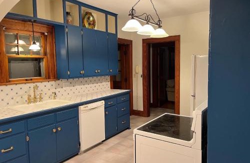 Brownsburg House | Historic Downtown Brownsburg Home with Breakfast & Family Fun