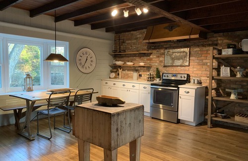 Hardwick Other | Historic Farmhouse with Ocean View near Downtown Milledgeville