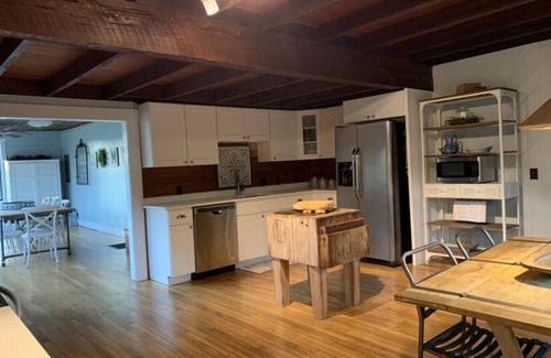 Hardwick Other | Historic Farmhouse with Ocean View near Downtown Milledgeville