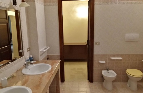 Poggiardo Bed & Breakfast | Historic farmhouse in Salento, the Giuggiola room