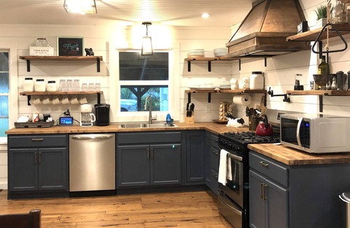 Topeka House | Historic Family-Friendly Farmhouse Near NOTO Attractions