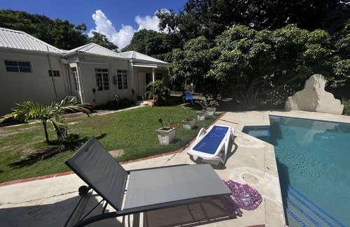Garrison Historic Area Villa | Rafeen: A Historic Family Haven with Pool Access