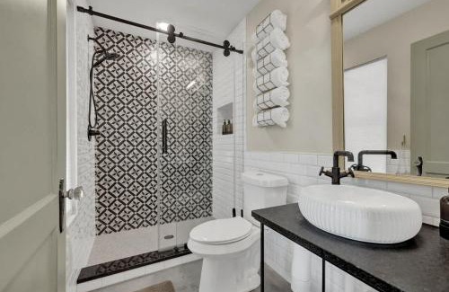 New Braunfels House | Historic Gem Near Schlitterbahn with Child-Friendly Amenities