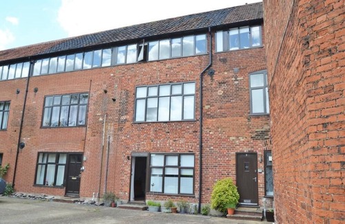 Norwich House | Historic Grade II Listed Townhouse with Family-Friendly Amenities