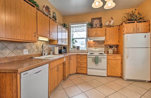 Helena House | Historic Helena Retreat with Mountain Views and Family Amenities