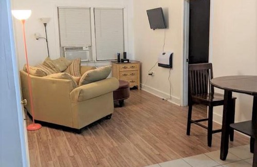 Tuskegee House | Historic Hill Apartments - Pet-Friendly Duplex with Pool Access