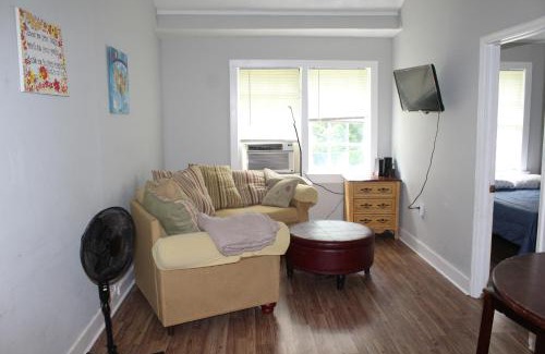 Tuskegee House | Historic Hill Apt1: Pet Friendly with Top Guest Ratings