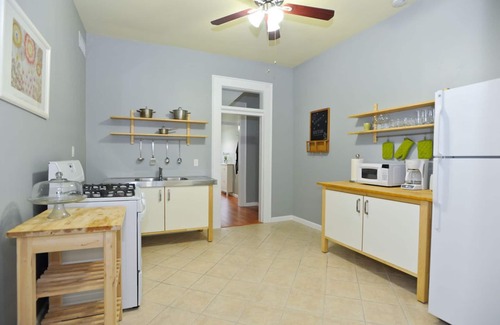 Hyde Park House | Historic Central Austin Escape Near UT & Dining Options