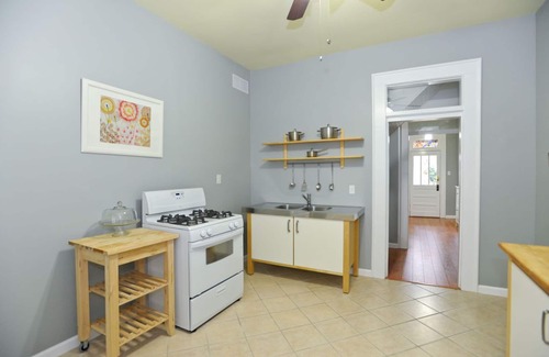 Hyde Park House | Historic Central Austin Escape Near UT & Dining Options