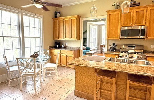 Milton House | Historic Downtown Home: Steps from Local Brews & Dining