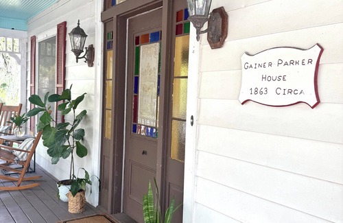 Milton House | Historic Downtown Home: Steps from Local Brews & Dining