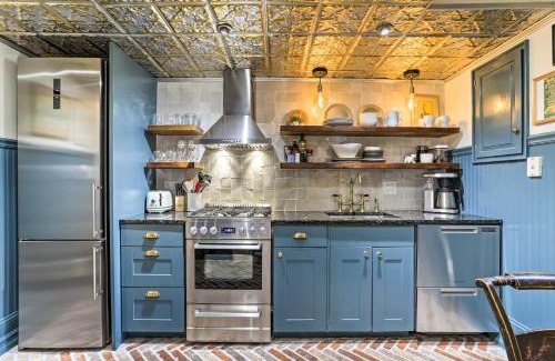 Southwark House | Stunning Historic Home with Garden Steps from Center City