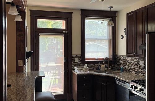 St. Louis House | Historic Park Overlook in Tower Grove with Spa & Hot Tub