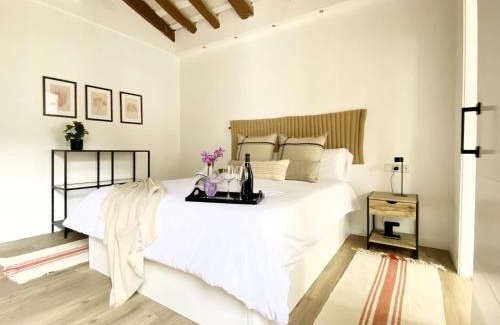 Pineda de Mar Villa | Discover Villa Elena Can Quintana: Oceanfront Bliss Awaits