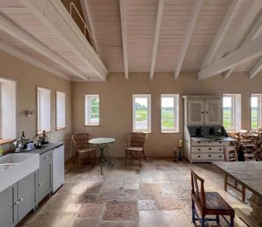 Cumlosen House | Historic House By The Elbe River