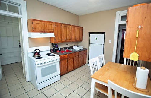 Tuskegee House | Historic House on the Hill: Pet-Friendly Stay with Kitchen