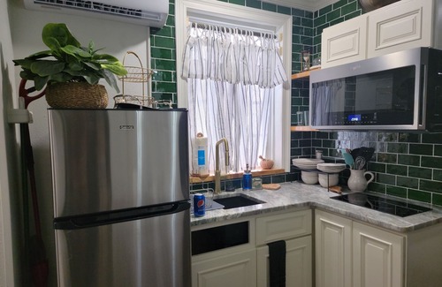 Haines City Apartment | Top-Rated Historic Intimate Studio for Your Getaway