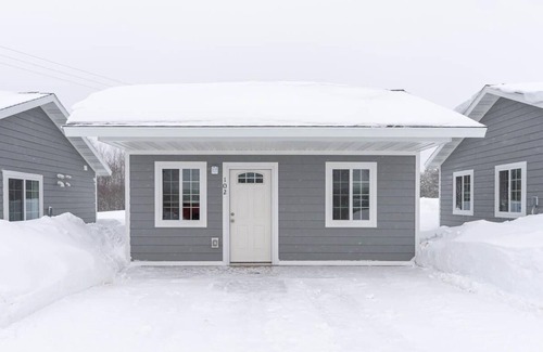 Laurium Cottage | Historic Keweenaw Cottage: Pet-Friendly & Family Welcoming