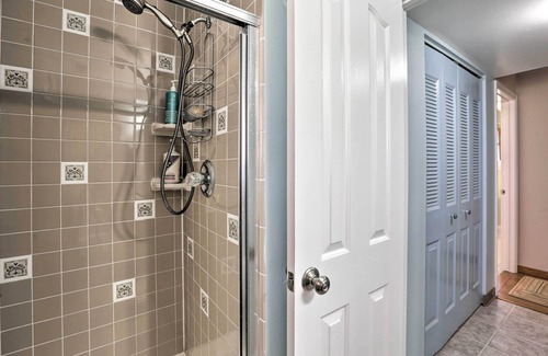 Lafayette Apartment | Historic Lafayette: Guest Rated 10/10 with Spa & Hot Tub