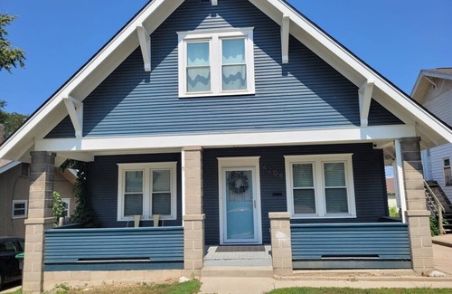 Downtown Omaha House | Family-Friendly Getaway at The Hamilton House Loft