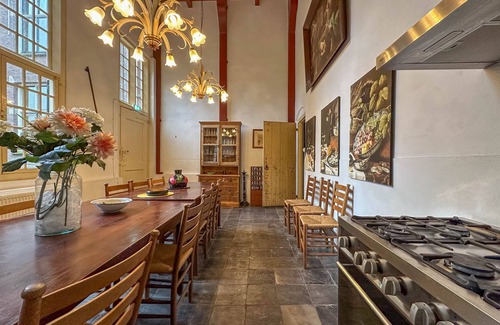 Enkhuizen House | Historic Orphanage Hotel in the Heart of Enkhuizen