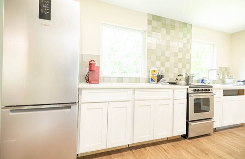 Oviedo House | Historic Oviedo Charmer - Close to everything