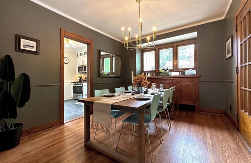 Kankakee House | Historic Sheridan House: Ocean View & Family-Friendly Stay