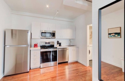 South Main Historic District Apartment | Historic South Main Gem with Modern Updates & Great Amenities