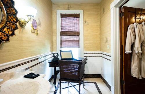 Bay City Bed & Breakfast | Historic Webster House Bed and Breakfast Inn - Rated 10/10